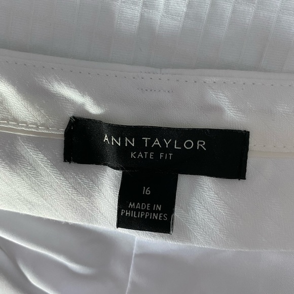 Ann Taylor Pants - Picture 4 of 4